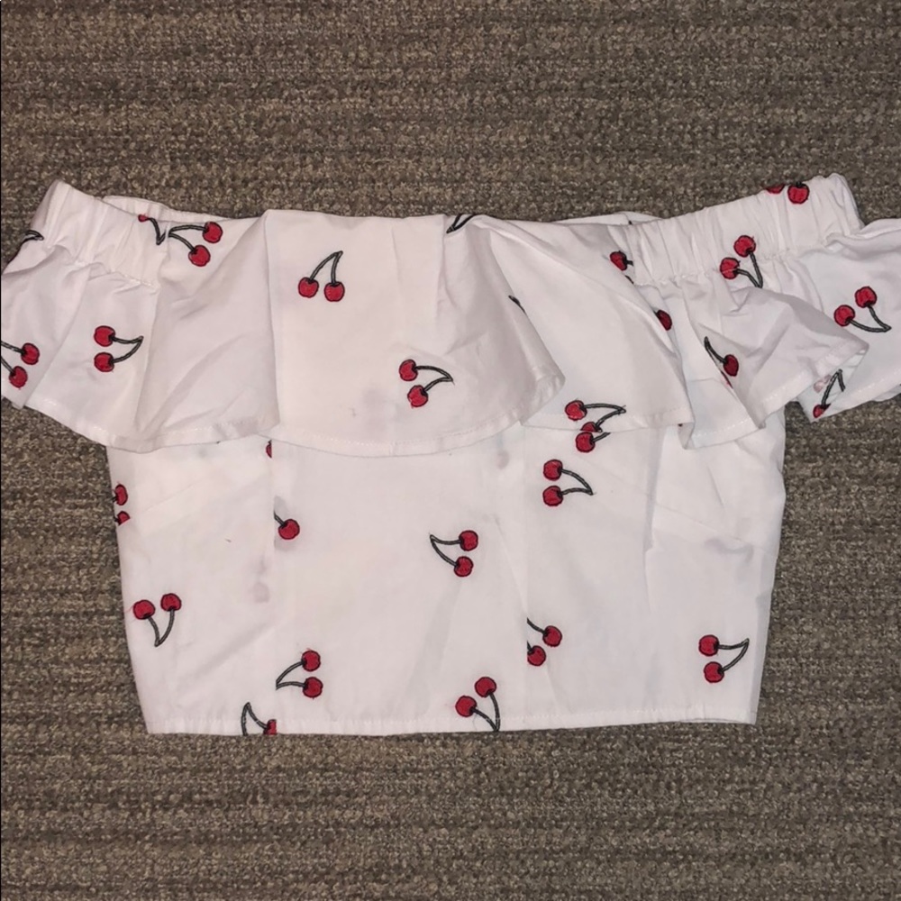 NWT TOPSHOP CHERRY TOP